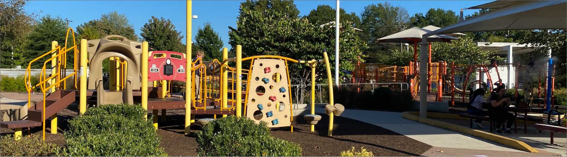 Full_width_bar_PARK